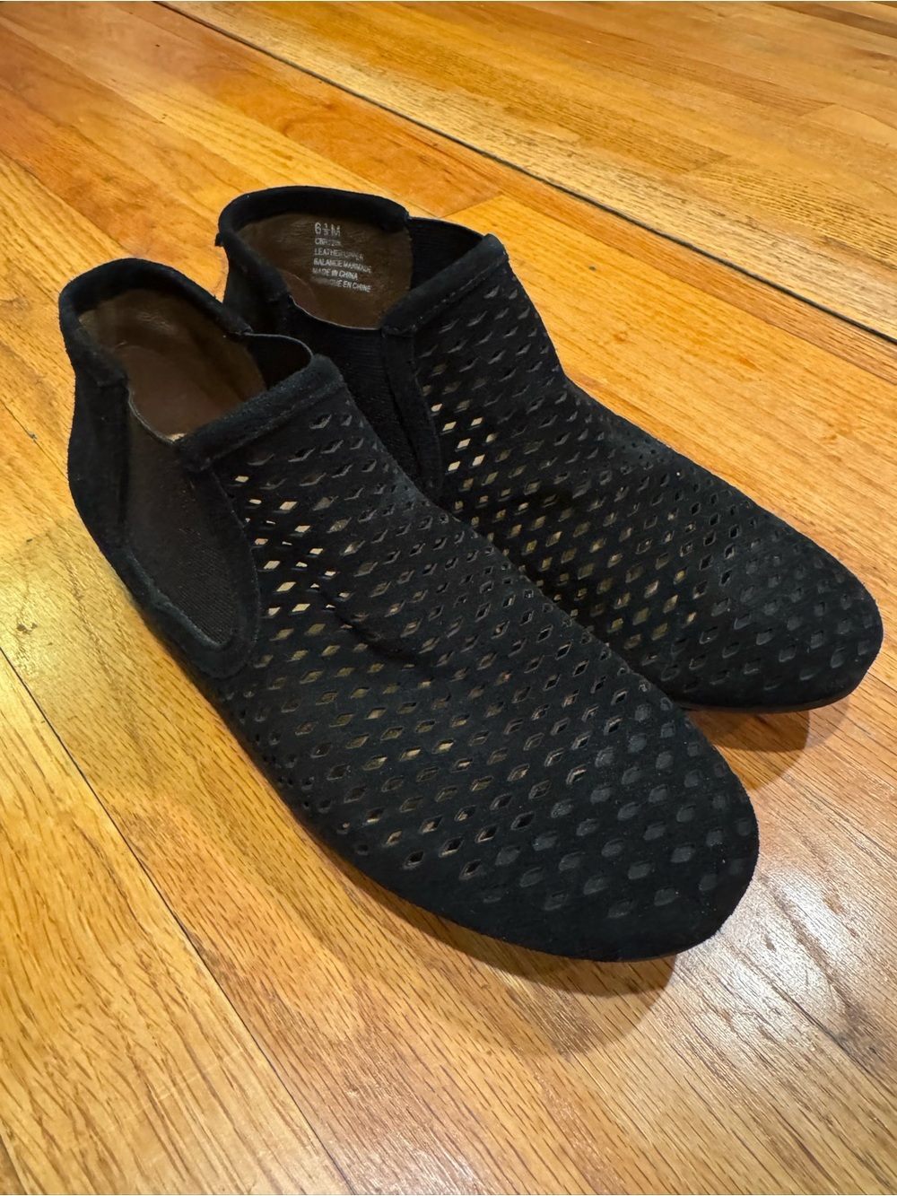 Cobb Hill Booties Women’s Size 6.5